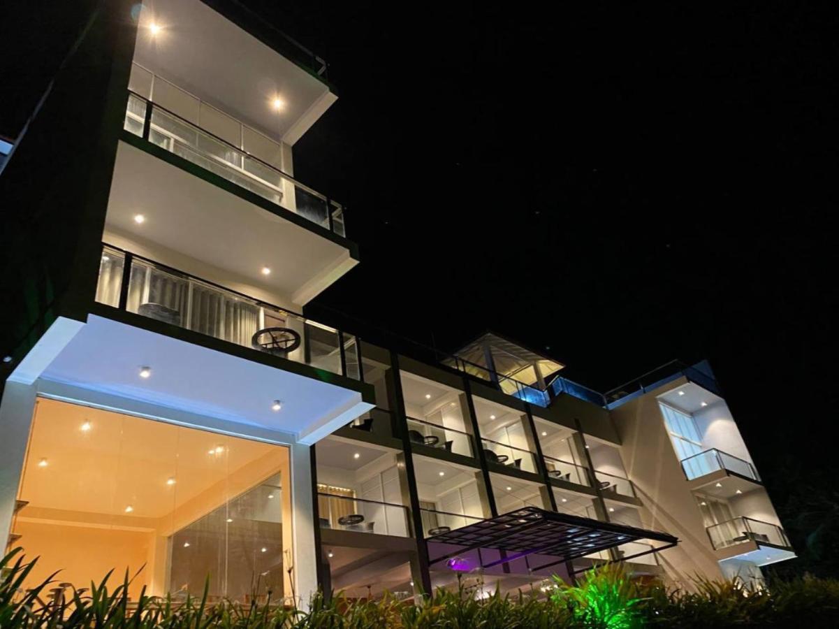 Mazarine Surf Suites Hiriketiya Dikwella Esterno foto