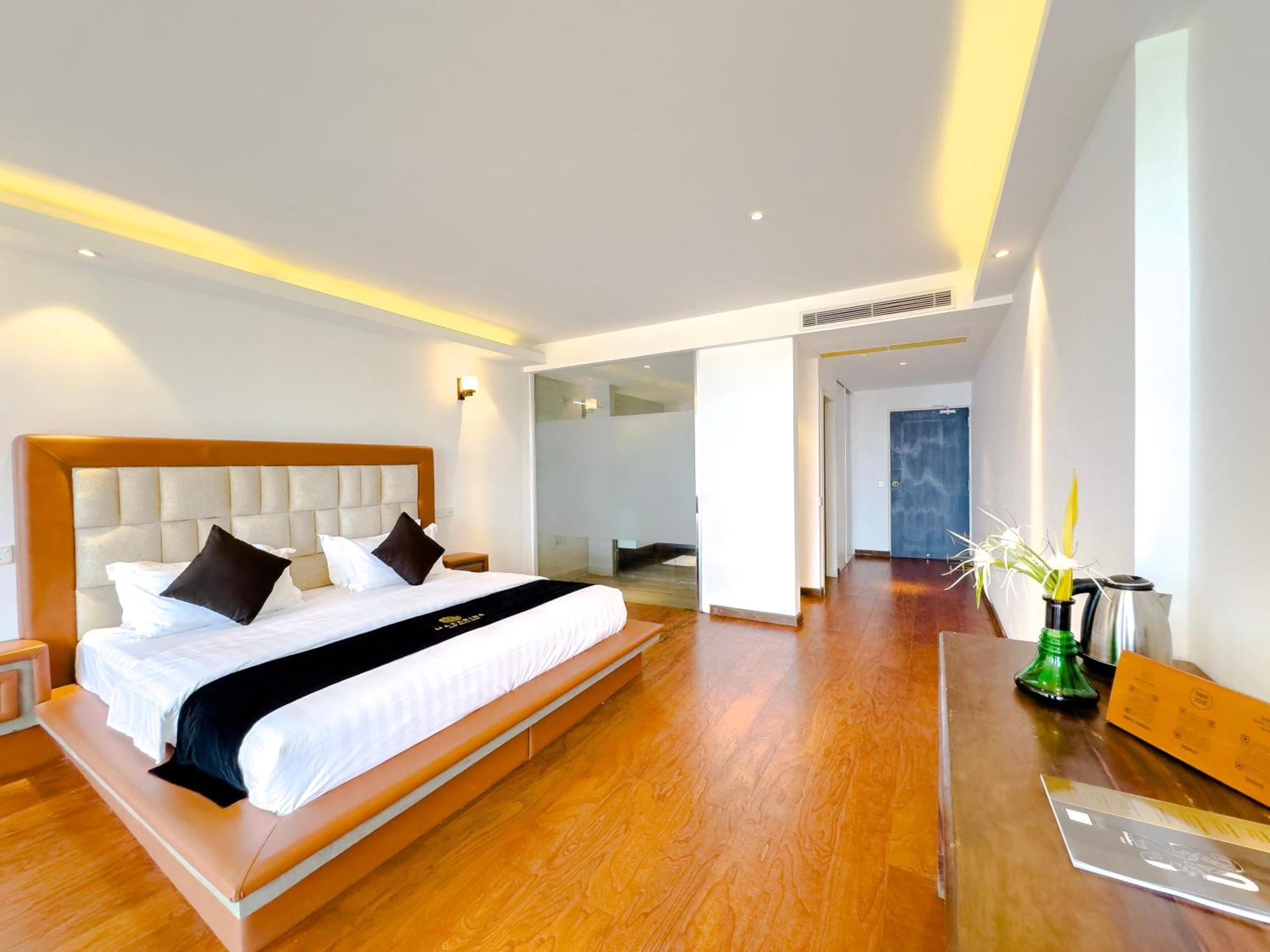 Mazarine Surf Suites Hiriketiya Dikwella Esterno foto